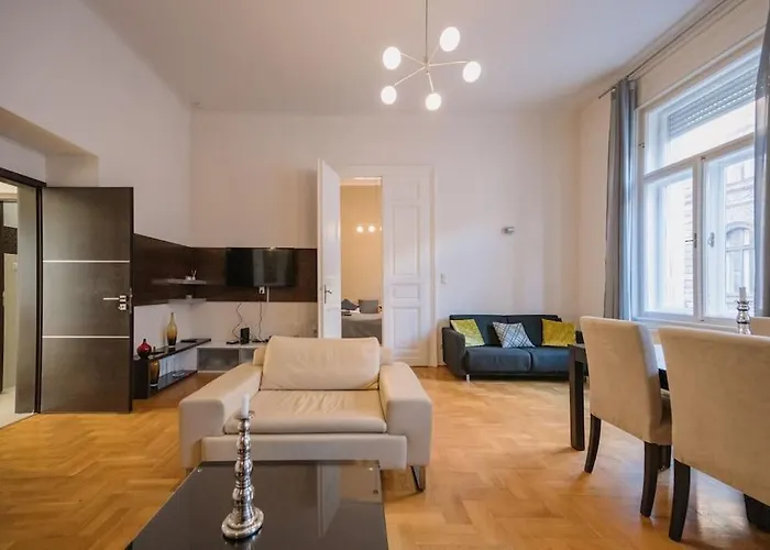 Lejlighed Your Dream At Vaci Street Budapest
